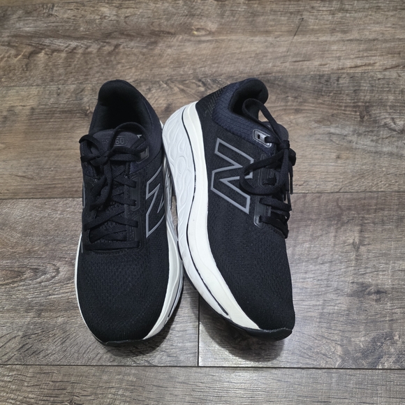 New Balance Fresh Foam  Sneaker Women Size 9.5 - Picture 3 of 13